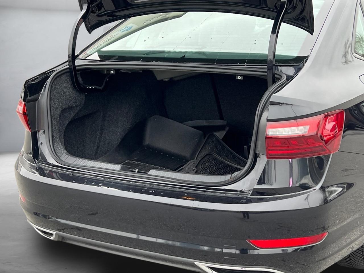 2021 Volkswagen Jetta SEL Premium Hagerstown MD