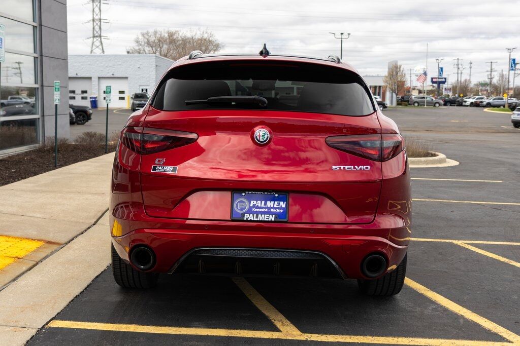 2022 Alfa Romeo Stelvio Veloce Kenosha WI