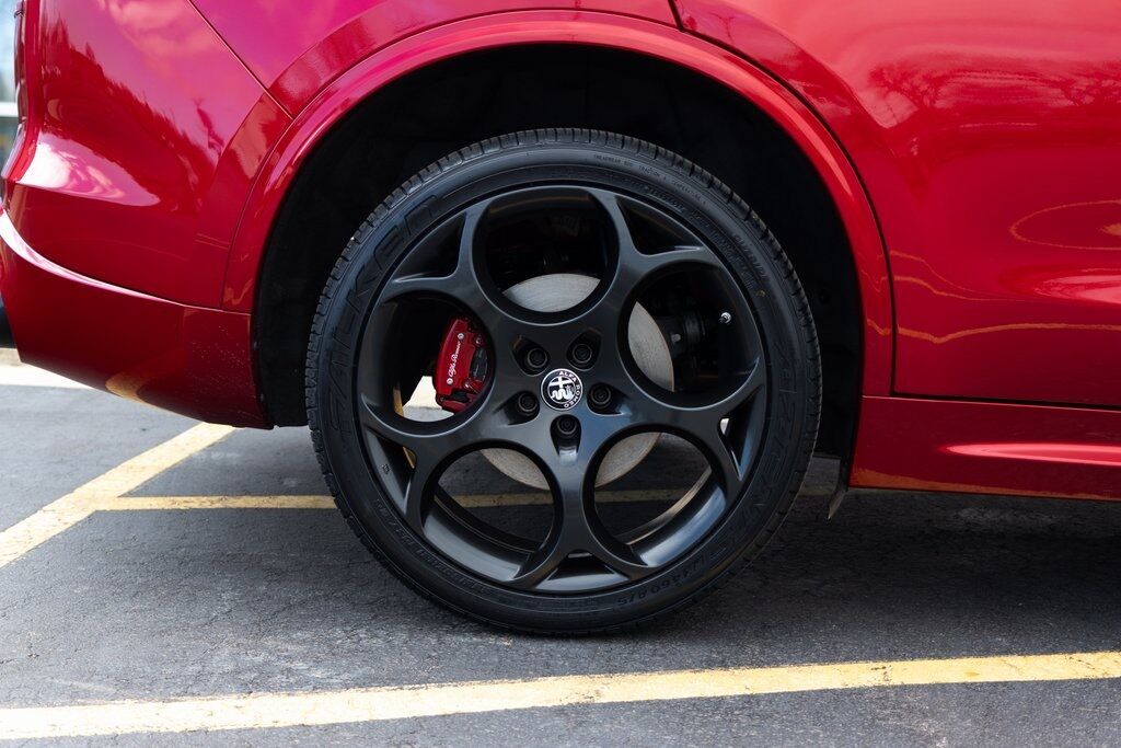 2022 Alfa Romeo Stelvio Veloce Kenosha WI
