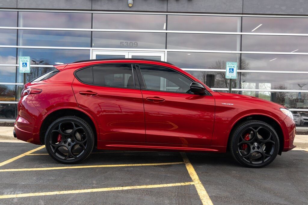 2022 Alfa Romeo Stelvio Veloce Kenosha WI
