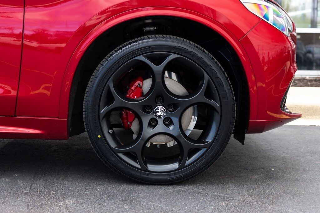 2022 Alfa Romeo Stelvio Veloce Kenosha WI