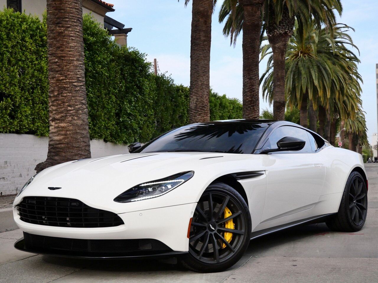 2022 Aston Martin DB11 Lawrence KS