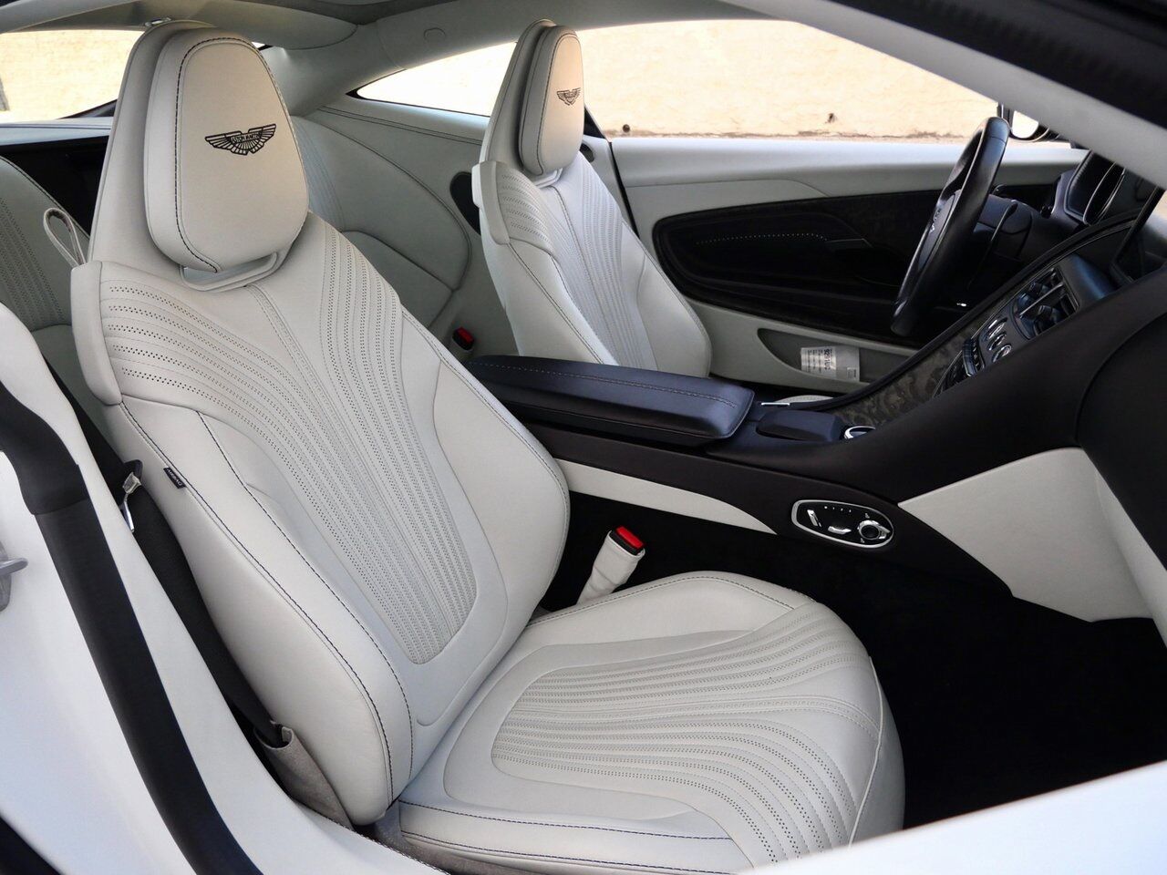 2022 Aston Martin DB11 Lawrence KS