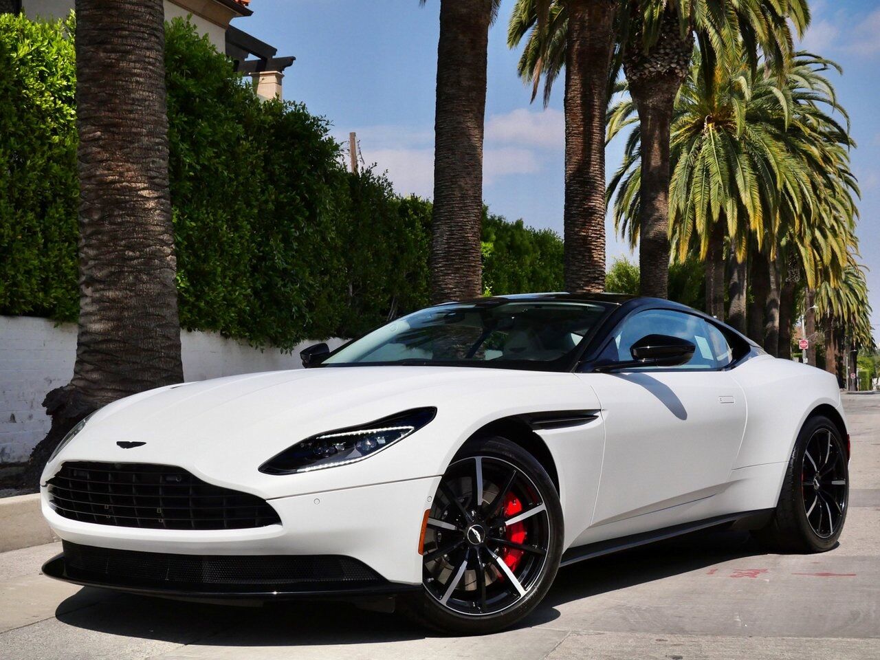 2022 Aston Martin DB11 Lawrence KS