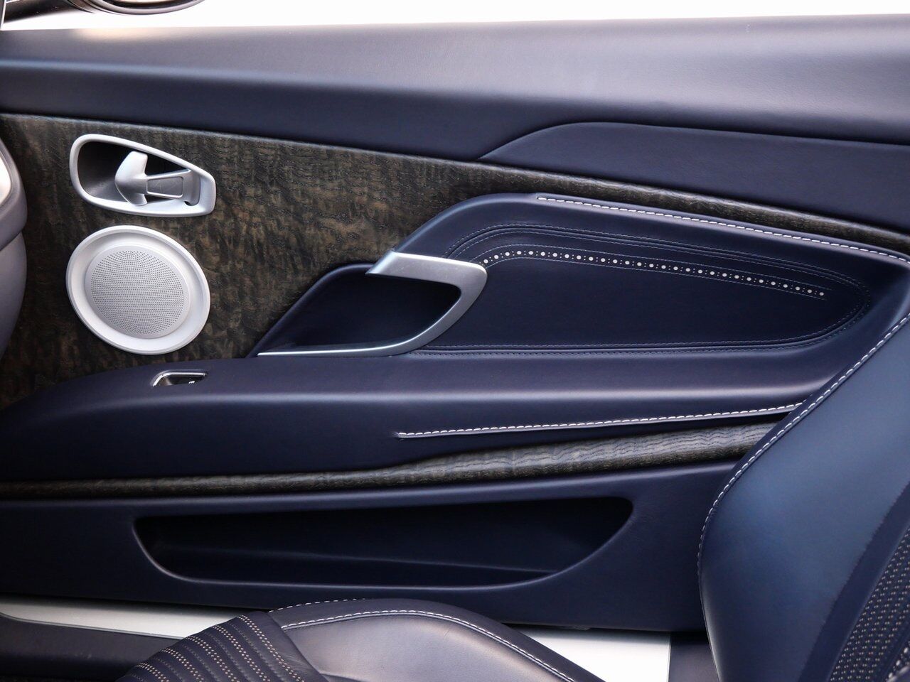 2022 Aston Martin DB11 Volante Volante Lawrence KS