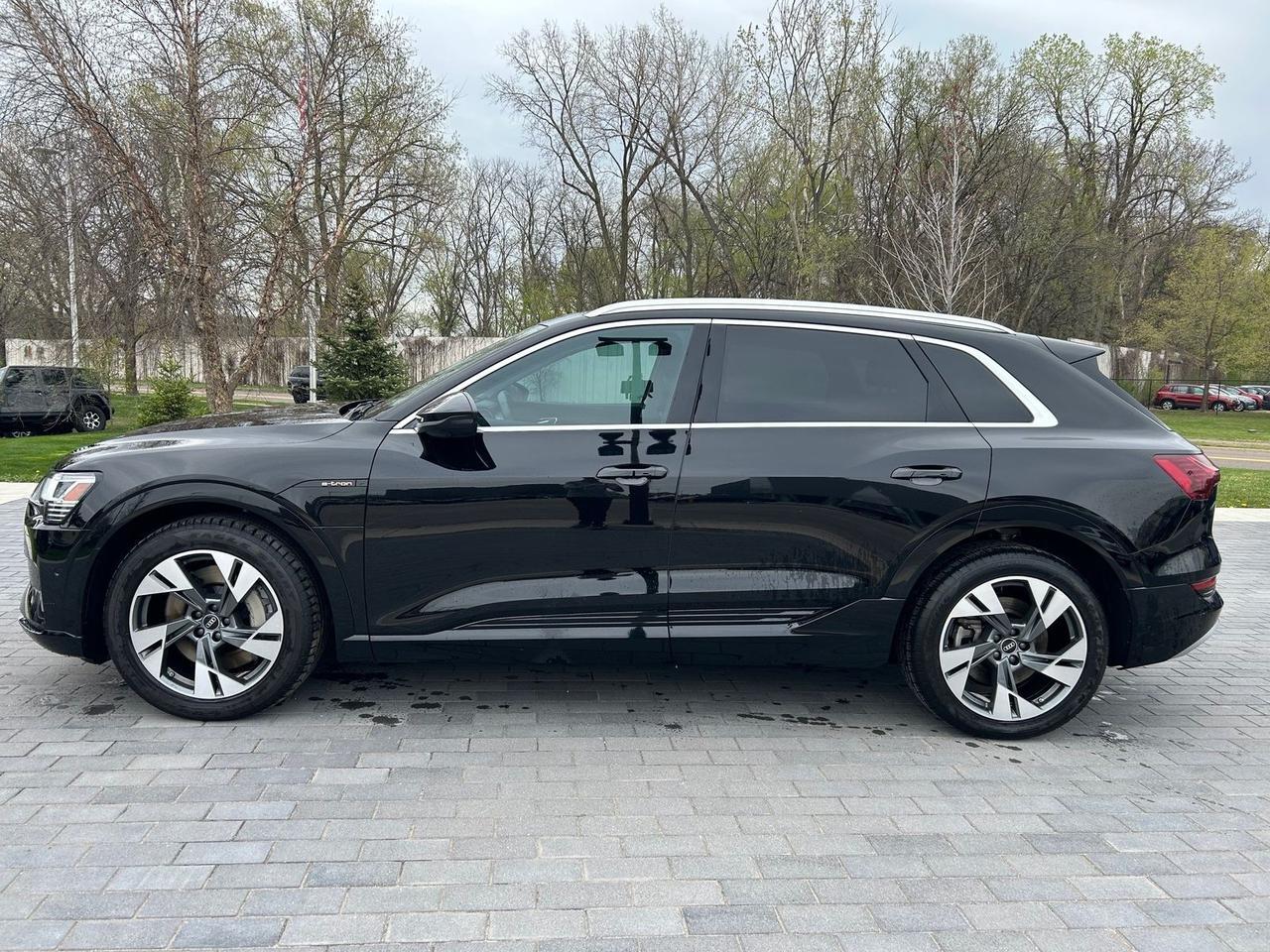 2022 Audi e-tron Premium Plus Oak Ridge TN