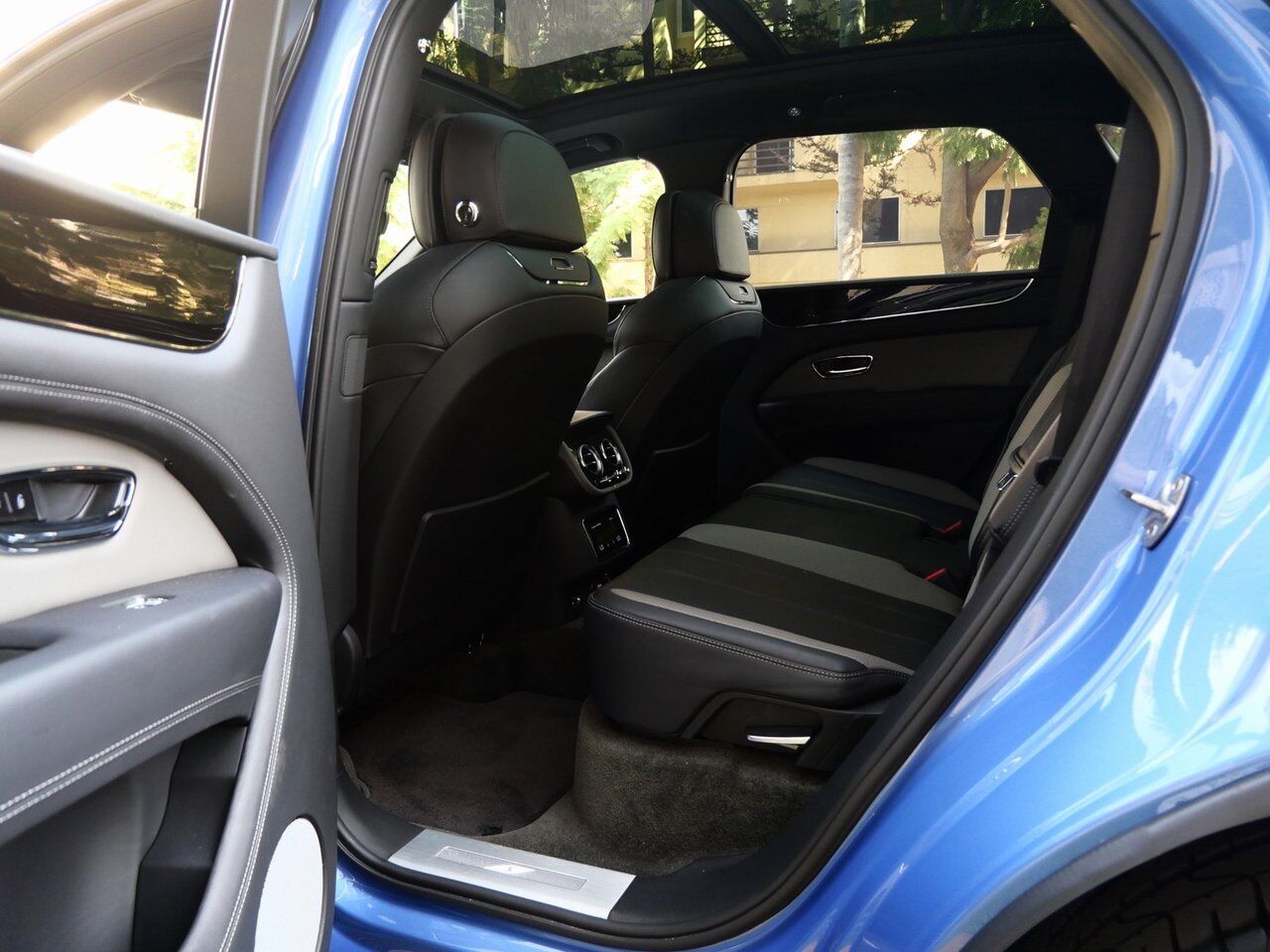 2022 Bentley Bentayga S S Lawrence KS