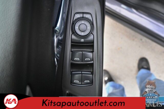2022 Chevrolet Bolt EV 2LT / Auto Start / Power & Heated Leather Seats / Bose Speakers / Adaptive Cruise Control / Lane Depart & Blind Spot Alert / Apple CarPlay & Android Auto / Back Up Cam / Keyless Entry & Start / 259 Mile Range Banglore