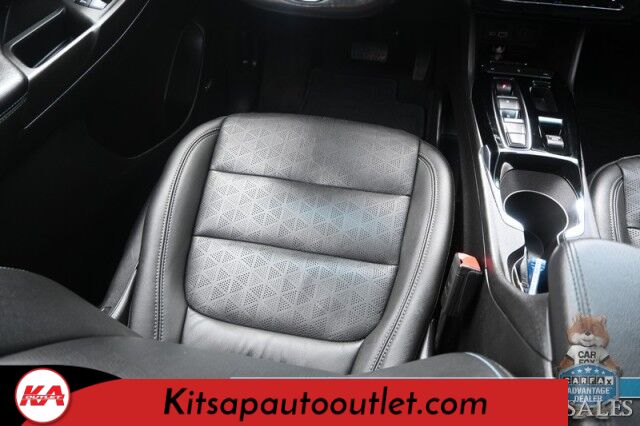 2022 Chevrolet Bolt EV 2LT / Auto Start / Power & Heated Leather Seats / Bose Speakers / Adaptive Cruise Control / Lane Depart & Blind Spot Alert / Apple CarPlay & Android Auto / Back Up Cam / Keyless Entry & Start / 259 Mile Range Banglore