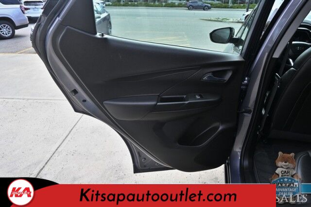 2022 Chevrolet Bolt EV 2LT / Auto Start / Power & Heated Leather Seats / Bose Speakers / Adaptive Cruise Control / Lane Depart & Blind Spot Alert / Apple CarPlay & Android Auto / Back Up Cam / Keyless Entry & Start / 259 Mile Range Banglore