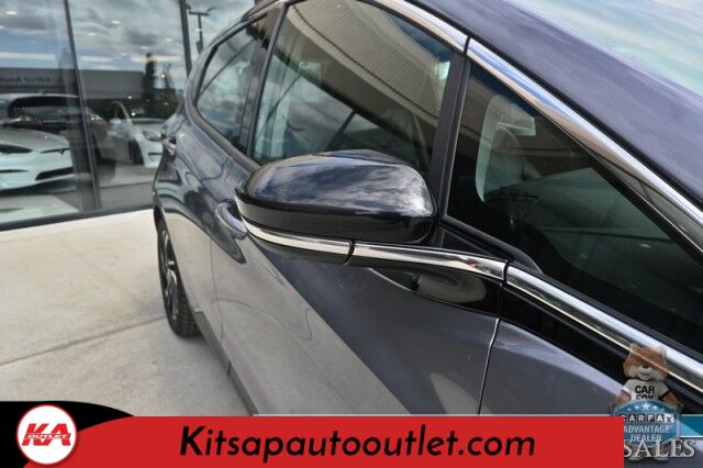 2022 Chevrolet Bolt EV 2LT / Auto Start / Power & Heated Leather Seats / Bose Speakers / Adaptive Cruise Control / Lane Depart & Blind Spot Alert / Apple CarPlay & Android Auto / Back Up Cam / Keyless Entry & Start / 259 Mile Range Banglore
