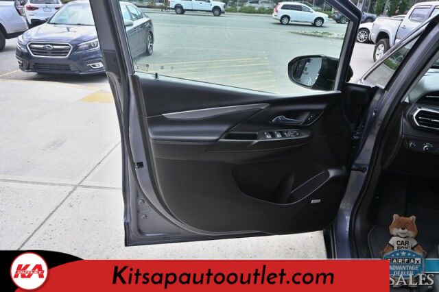2022 Chevrolet Bolt EV 2LT / Auto Start / Power & Heated Leather Seats / Bose Speakers / Adaptive Cruise Control / Lane Depart & Blind Spot Alert / Apple CarPlay & Android Auto / Back Up Cam / Keyless Entry & Start / 259 Mile Range Banglore