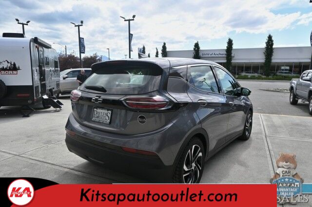 2022 Chevrolet Bolt EV 2LT / Auto Start / Power & Heated Leather Seats / Bose Speakers / Adaptive Cruise Control / Lane Depart & Blind Spot Alert / Apple CarPlay & Android Auto / Back Up Cam / Keyless Entry & Start / 259 Mile Range Banglore