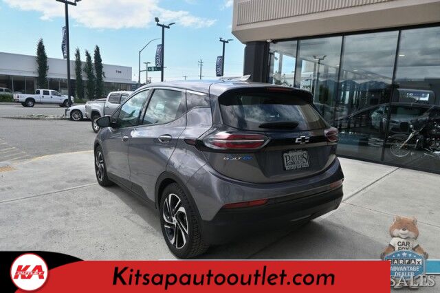 2022 Chevrolet Bolt EV 2LT / Auto Start / Power & Heated Leather Seats / Bose Speakers / Adaptive Cruise Control / Lane Depart & Blind Spot Alert / Apple CarPlay & Android Auto / Back Up Cam / Keyless Entry & Start / 259 Mile Range Banglore