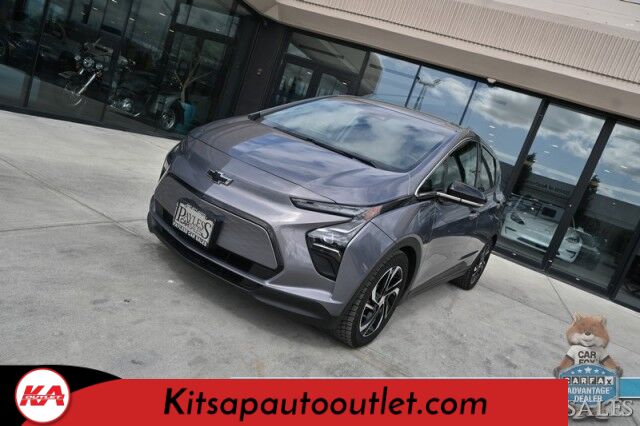 2022 Chevrolet Bolt EV 2LT / Auto Start / Power & Heated Leather Seats / Bose Speakers / Adaptive Cruise Control / Lane Depart & Blind Spot Alert / Apple CarPlay & Android Auto / Back Up Cam / Keyless Entry & Start / 259 Mile Range Banglore
