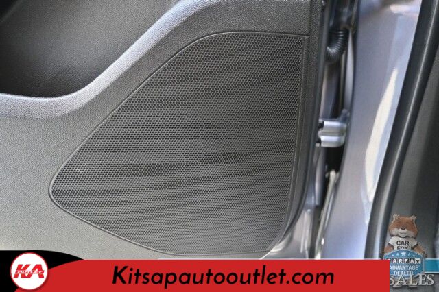 2022 Chevrolet Bolt EV 2LT / Auto Start / Power & Heated Leather Seats / Bose Speakers / Adaptive Cruise Control / Lane Depart & Blind Spot Alert / Apple CarPlay & Android Auto / Back Up Cam / Keyless Entry & Start / 259 Mile Range Banglore