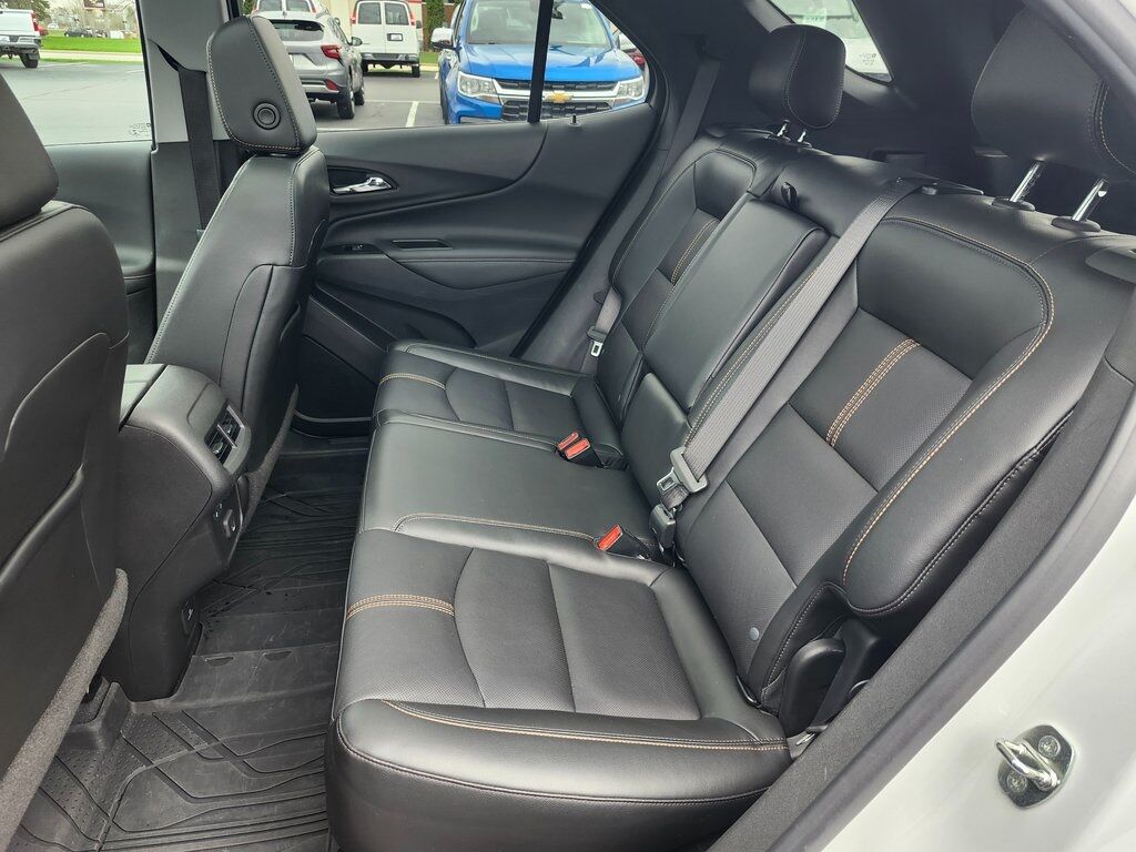 2022 Chevrolet Equinox Premier Green Bay WI