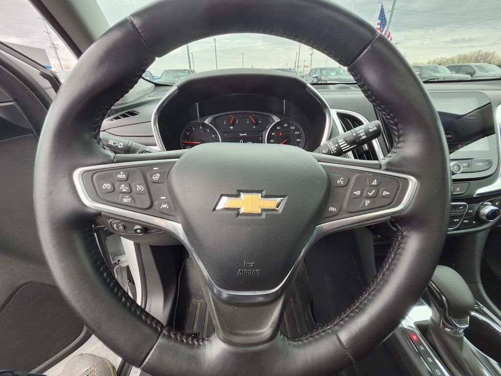2022 Chevrolet Equinox Premier Green Bay WI