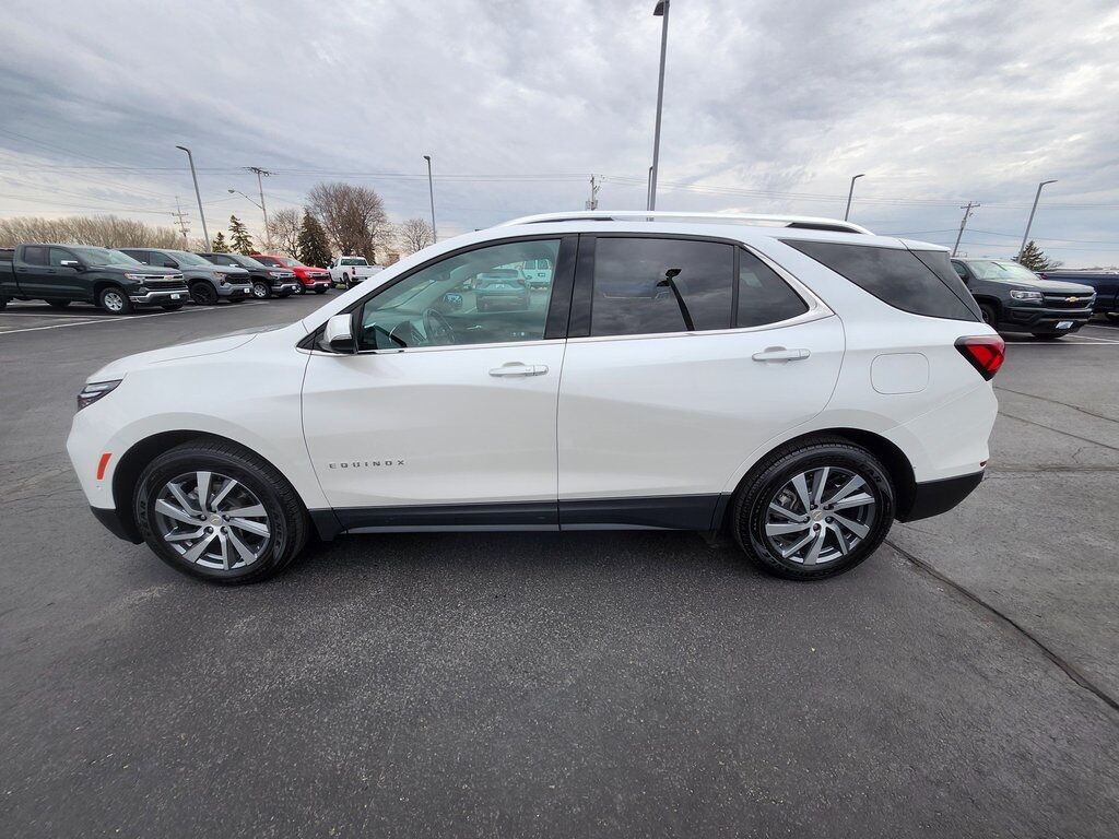 2022 Chevrolet Equinox Premier Green Bay WI