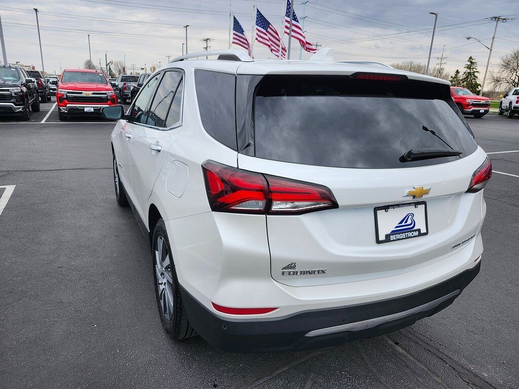 2022 Chevrolet Equinox Premier Green Bay WI