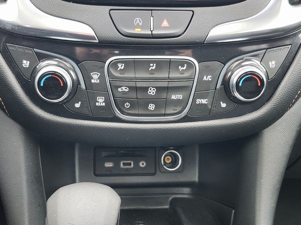 2022 Chevrolet Equinox Premier Green Bay WI