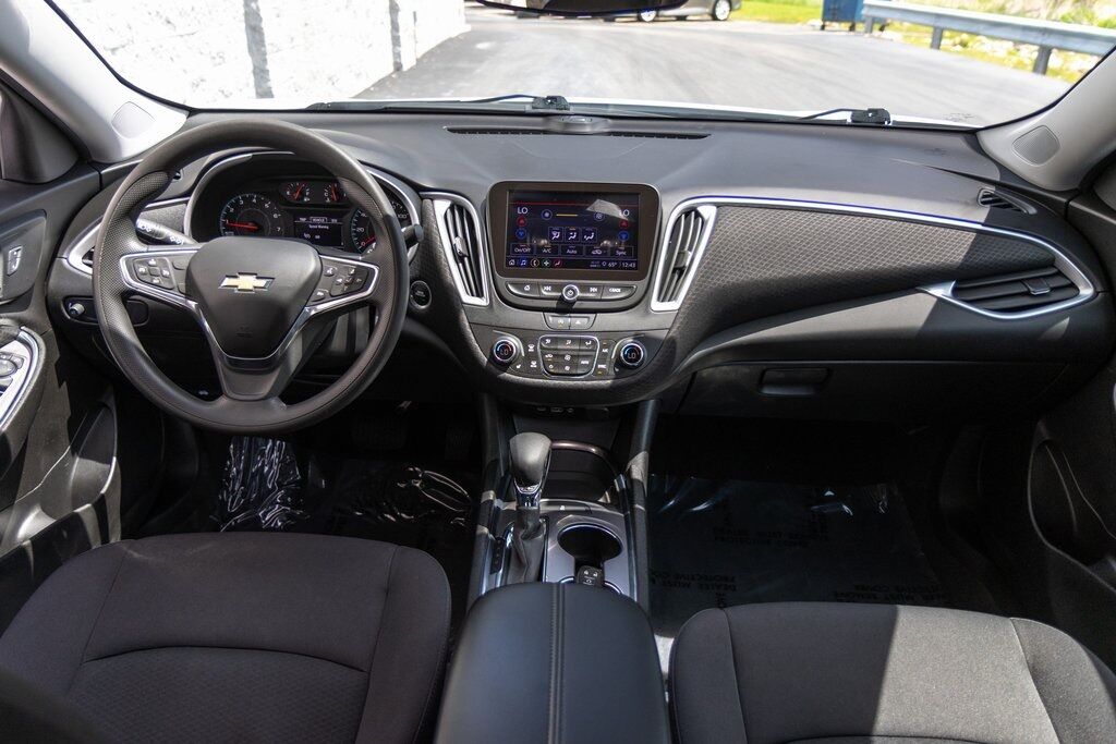 2022 Chevrolet Malibu LT Kenosha WI