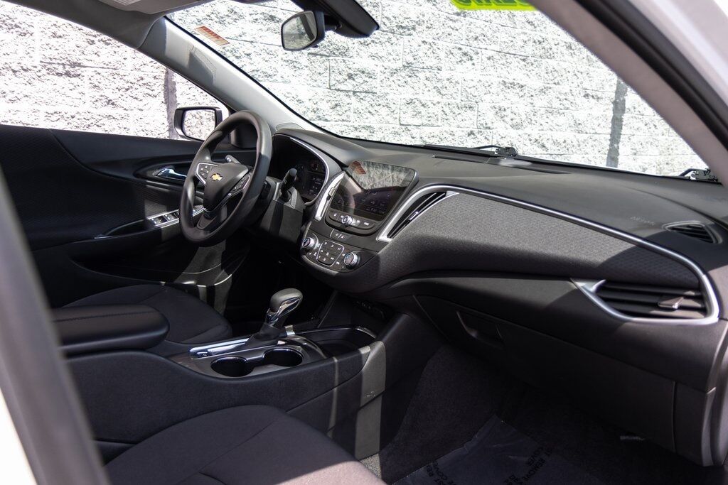 2022 Chevrolet Malibu LT Kenosha WI