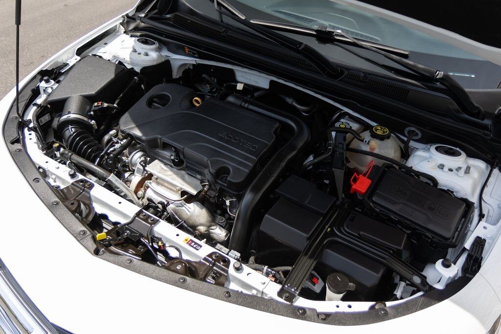 2022 Chevrolet Malibu LT Kenosha WI