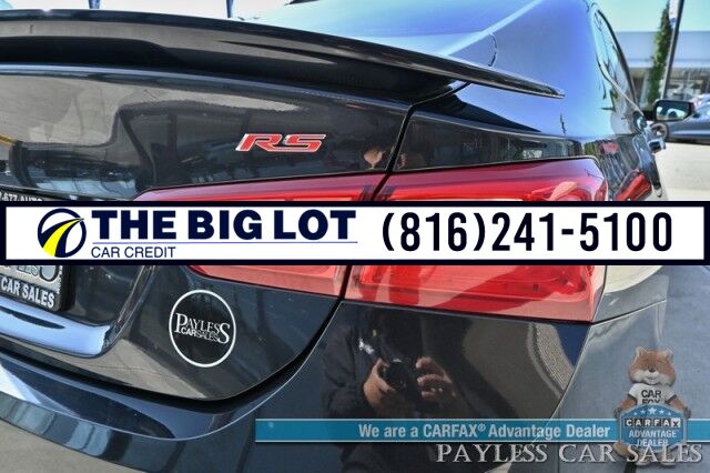 2022 Chevrolet Malibu RS / Power Driver&apos;s Seat / Auto Start / Apple CarPlay & Android Auto / Back Up Camera / Cruise Control / Keyless Entry & Start / Alloy Wheels / 36 MPG / 1-Owner Banglore