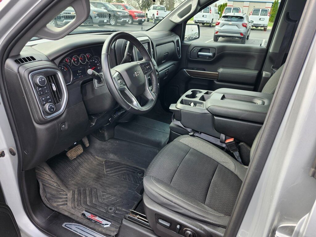 2022 Chevrolet Silverado 1500 LTD RST Green Bay WI