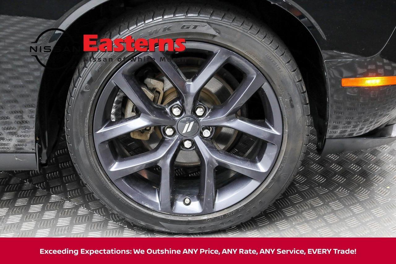 2022 Dodge Challenger SXT White Marsh MD