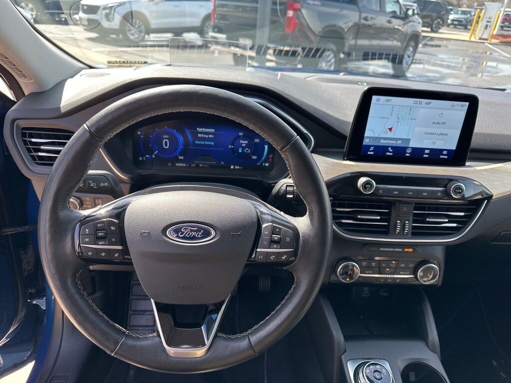 2022 Ford Escape Hybrid Titanium Manitowoc WI