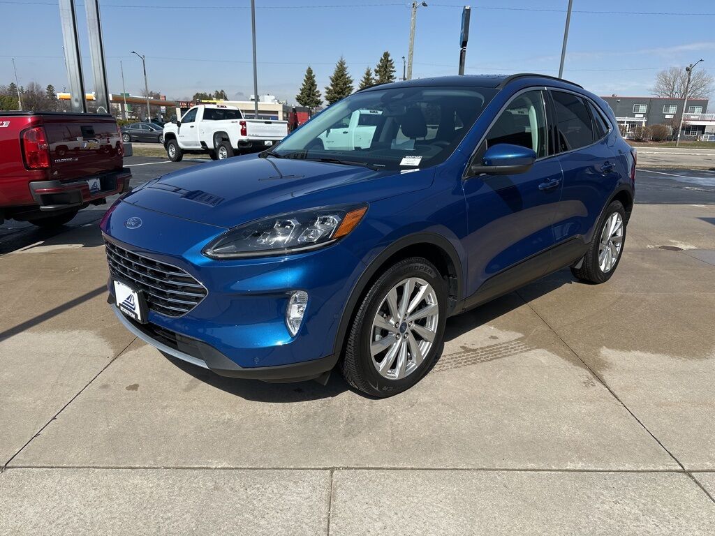 2022 Ford Escape Hybrid Titanium Manitowoc WI