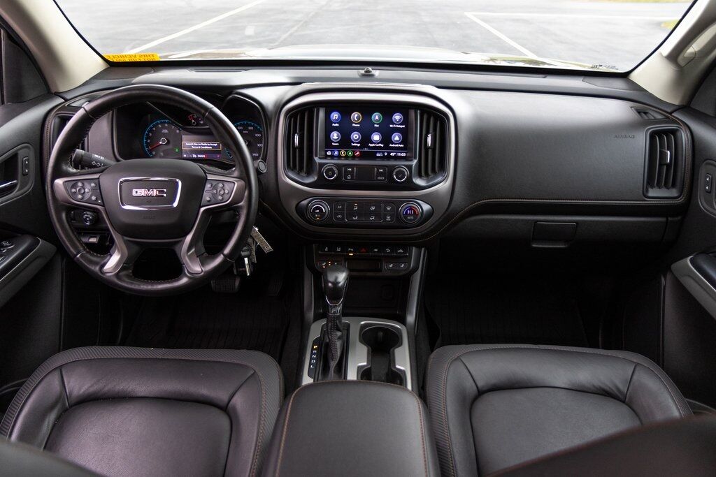 2022 GMC Canyon AT4 w/Leather Racine WI