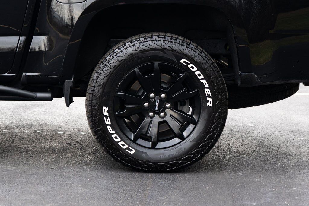2022 GMC Canyon AT4 w/Leather Racine WI