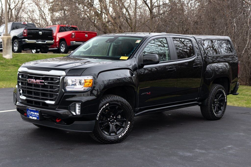 2022 GMC Canyon AT4 w/Leather Racine WI