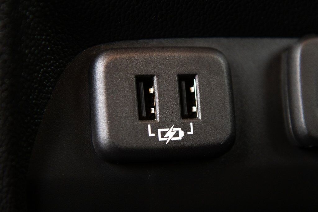 2022 GMC Canyon AT4 w/Leather Racine WI