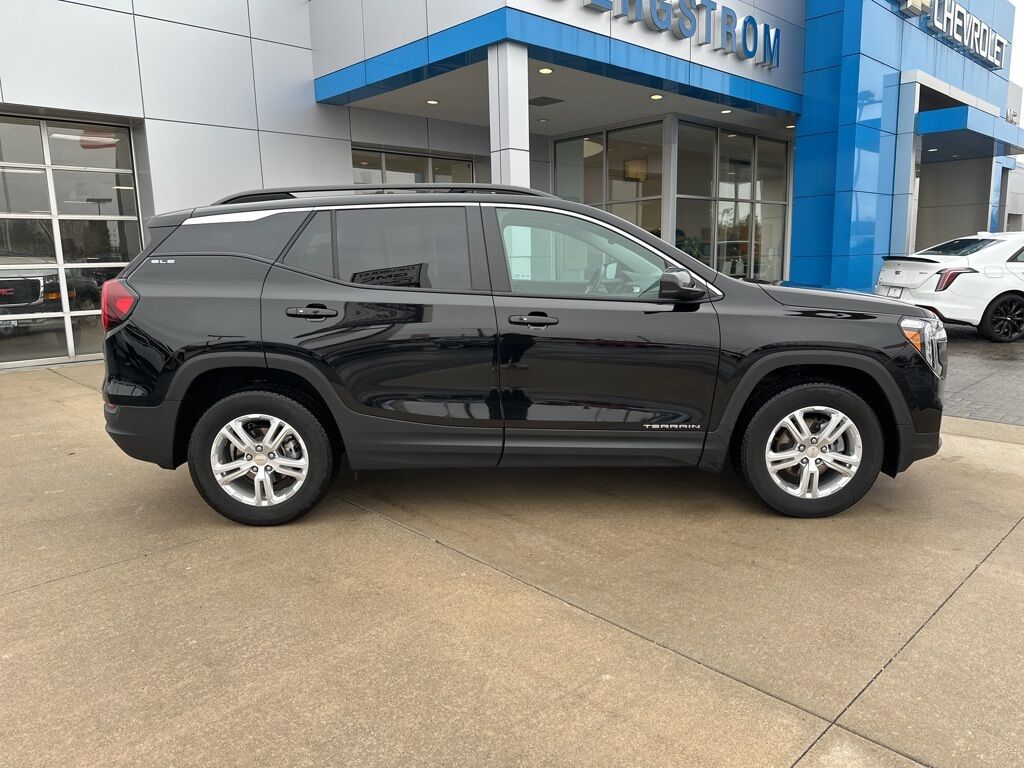 2022 GMC Terrain SLE Manitowoc WI