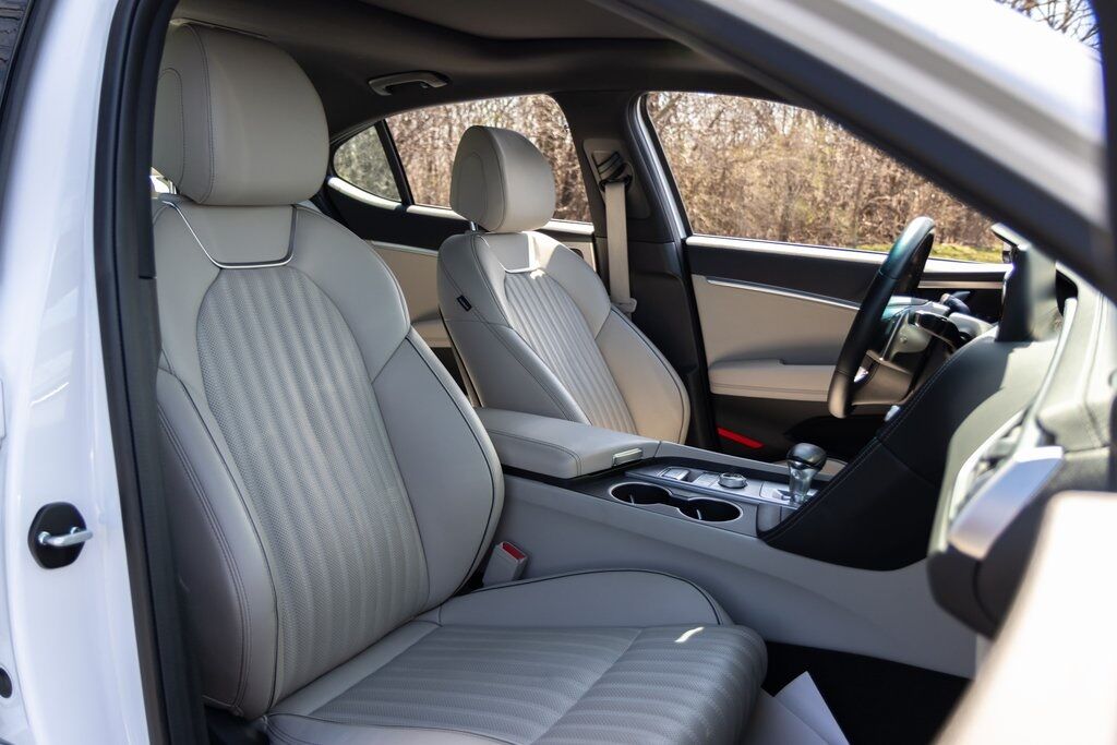 2022 Genesis G70 2.0T Racine WI