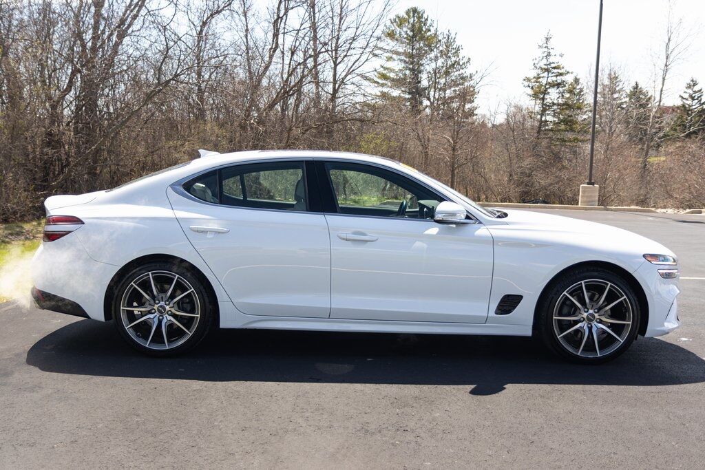 2022 Genesis G70 2.0T Racine WI