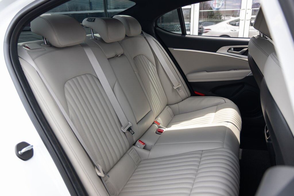 2022 Genesis G70 3.3T Kenosha WI