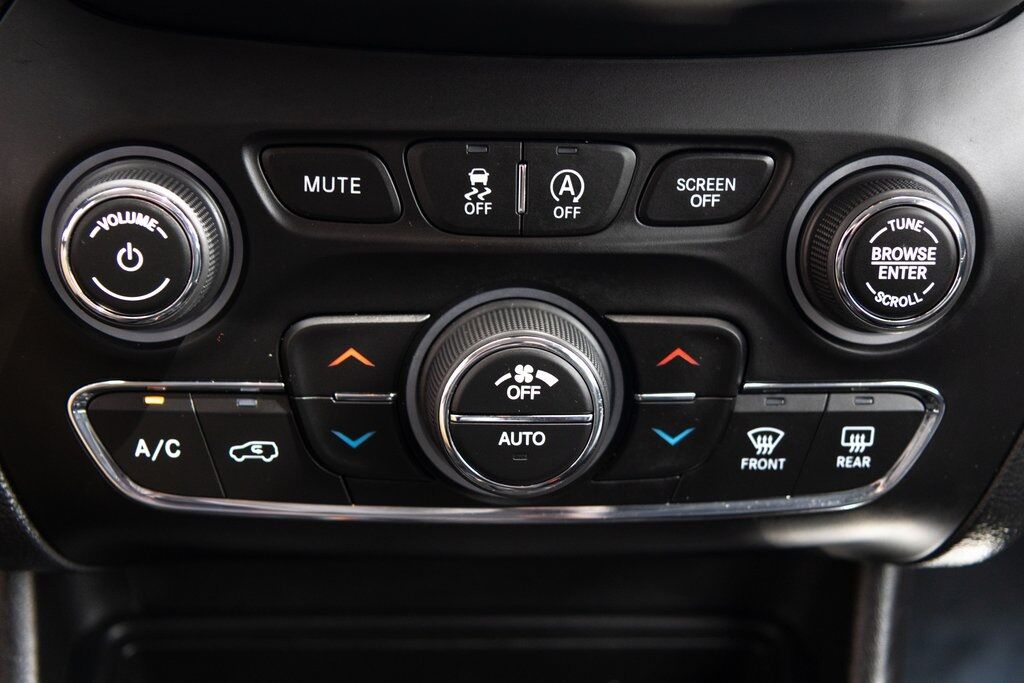 2022 Jeep Cherokee Latitude Lux Kenosha WI