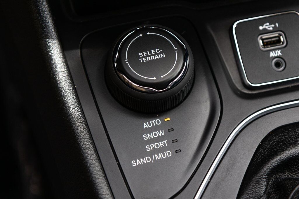 2022 Jeep Cherokee Latitude Lux Kenosha WI