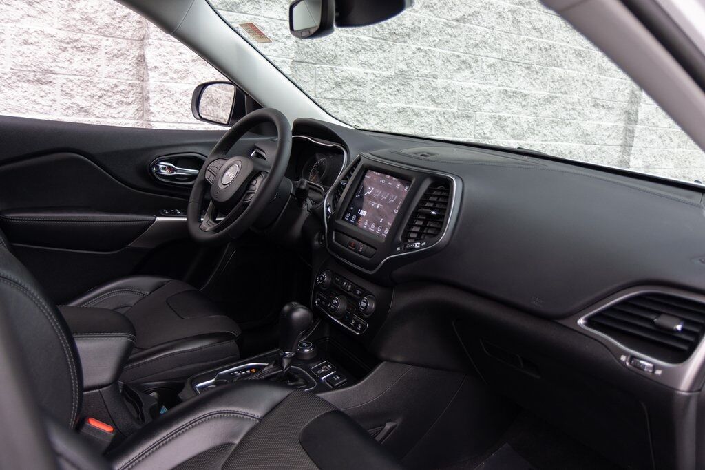 2022 Jeep Cherokee Latitude Lux Kenosha WI
