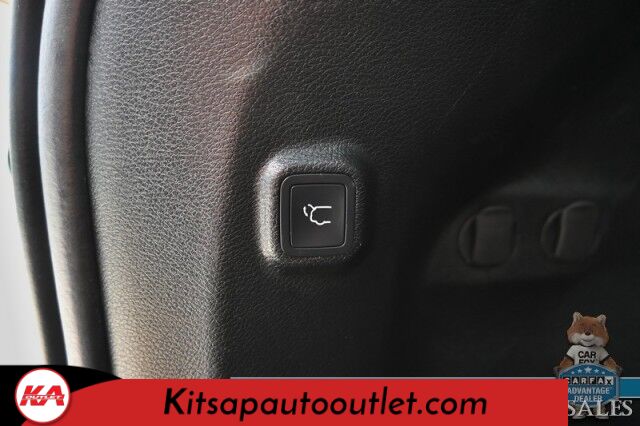 2022 Jeep Cherokee Limited / 4X4 / Auto Start / Power & Heated Leather Seats / Heated Steering Wheel / Sunroof / Adaptive Cruise Control / Lane Departure & Blind Spot Alert / Apple CarPlay & Android Auto / Back Up Camera / Power Liftgate Banglore