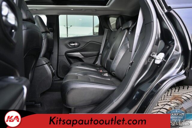2022 Jeep Cherokee Limited / 4X4 / Auto Start / Power & Heated Leather Seats / Heated Steering Wheel / Sunroof / Adaptive Cruise Control / Lane Departure & Blind Spot Alert / Apple CarPlay & Android Auto / Back Up Camera / Power Liftgate Banglore