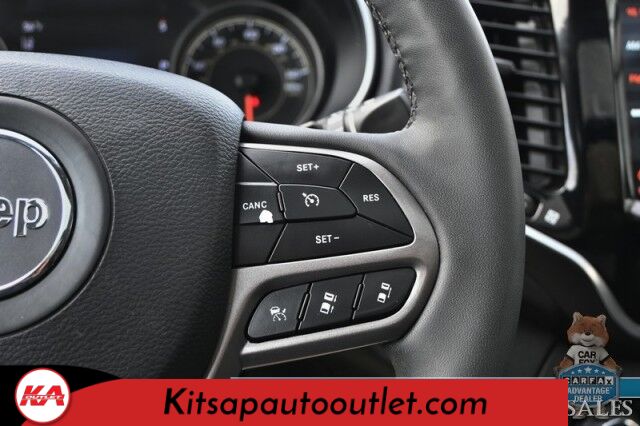 2022 Jeep Cherokee Limited / 4X4 / Auto Start / Power & Heated Leather Seats / Heated Steering Wheel / Sunroof / Adaptive Cruise Control / Lane Departure & Blind Spot Alert / Apple CarPlay & Android Auto / Back Up Camera / Power Liftgate Banglore