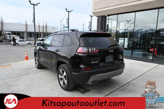 2022 Jeep Cherokee Limited / 4X4 / Auto Start / Power & Heated Leather Seats / Heated Steering Wheel / Sunroof / Adaptive Cruise Control / Lane Departure & Blind Spot Alert / Apple CarPlay & Android Auto / Back Up Camera / Power Liftgate Banglore