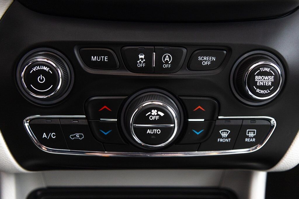 2022 Jeep Cherokee Limited Kenosha WI