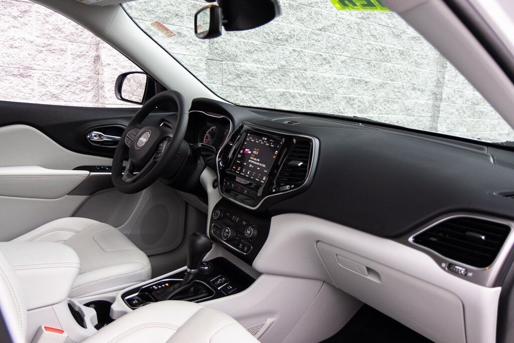 2022 Jeep Cherokee Limited Kenosha WI